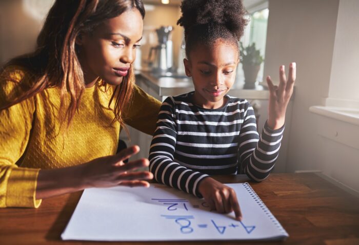 Faire ses devoirs de mathématiques - apprendre à calculer